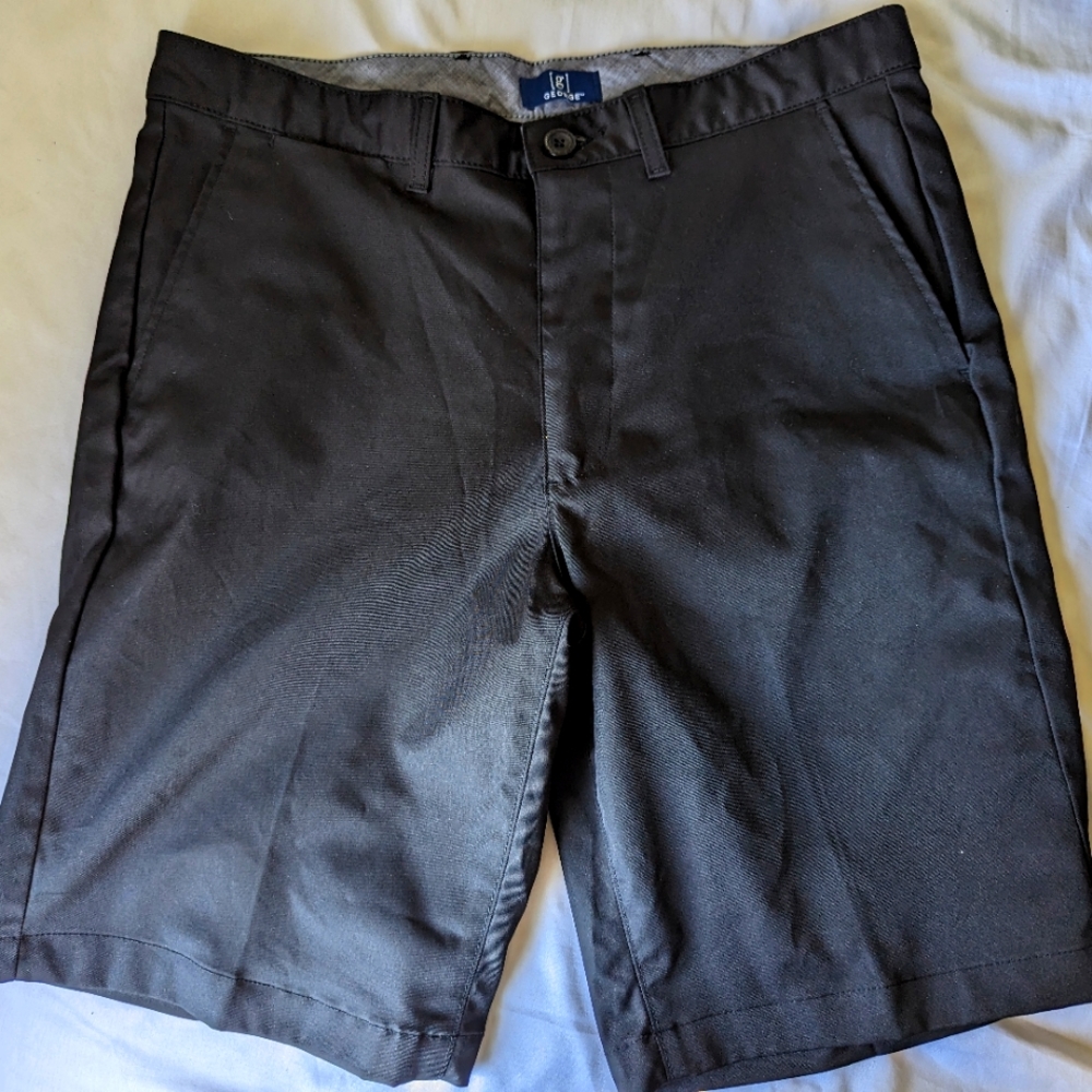 Men's golf shorts